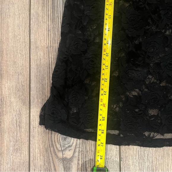 Y2K Black guess lace racer back tank top size large - Picture 4 of 7